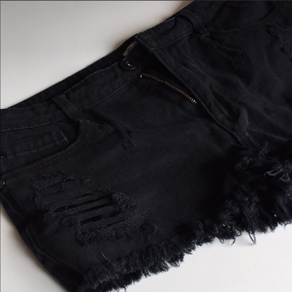 Love Fire Denim Booty Shorts Black Size 7 - Picture 3 of 6